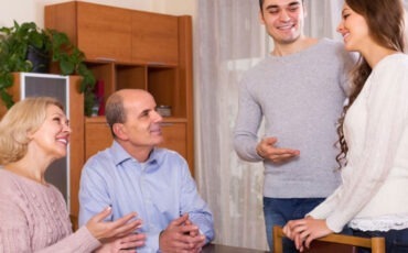 Convince Parents For Love Marriage to Intercaste Love Marriage Problem Solution by Astrologer Rahul Bhagrav